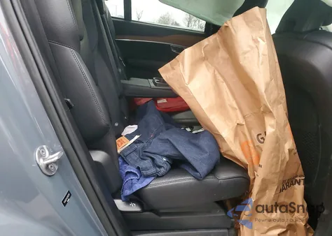 2023 Volvo Xc90 Core из США, поврежденный, VIN YV4062PVXP1921767